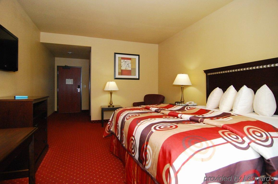 Quality Inn & Suites Buda Cameră foto